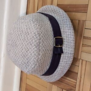 L'hiver en folie vintage cashmere wool blend hat